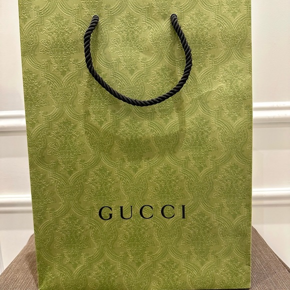Authentic GUCCI gift box and matching gift bag - Picture 5 of 8